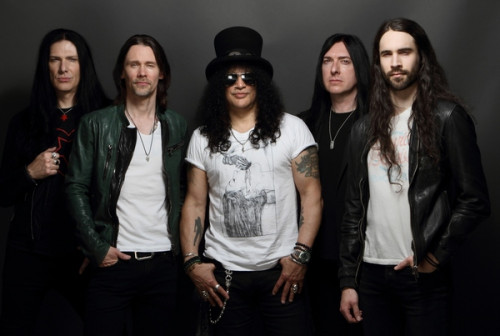 Slash ft. Myles Kennedy & The Conspirators Credit@ Gene Kirkland_1