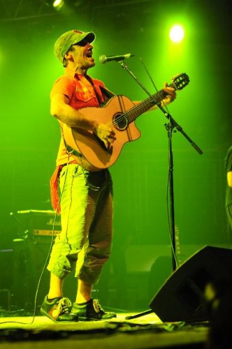 Manu Chao  и The Pomorians заедно в София