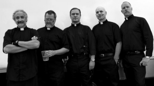 FAITH NO MORE ще преиздадат We Care A Lot