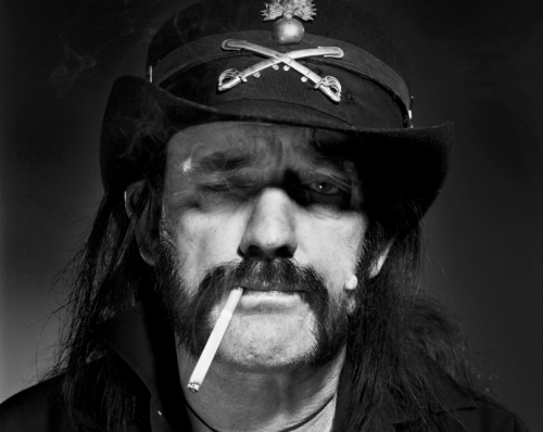 Край с MOTÖRHEAD