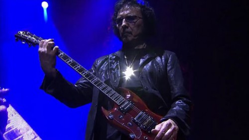 Tony Iommi получава награда от националния музей на китарите