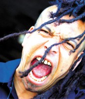 Бившият вокалист на FAITH NO MORE издава „DEMOS FOR SALE“ през юли
