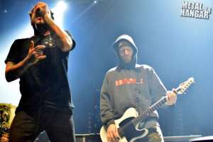 Интервю с Chris Rawson от STICK TO YOUR GUNS