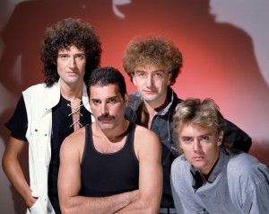 QUEEN предлагат на феновете да участват в 3 нови видеа
