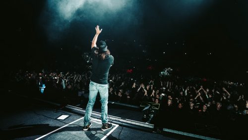 BRAD ARNOLD е диагностициран с рак
