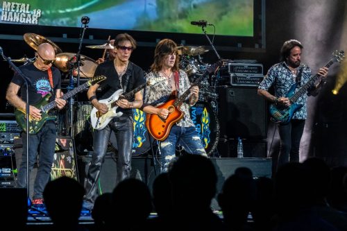 Flying In A Blue Dream – SatchVai Band